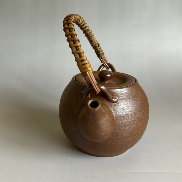 Dobin Arita-yaki Ware Japanese Green Tea Pot Nanban Brown Glaze 385ml Signed - Picture 6 of 10